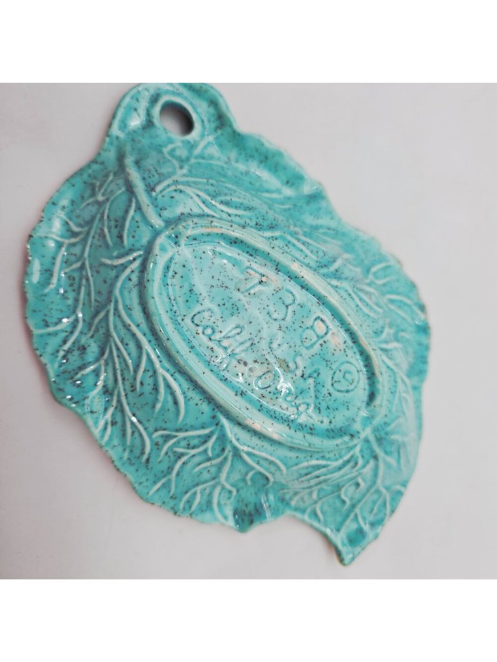 Leaf-Shaped Ceramic Ashtray Turquoise Gold Accents California Pottery 8x6 - Picture 7 of 8